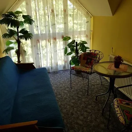 Apartment Toparti Vendeghaz - Lipot, Magyarorszag
