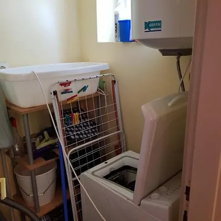 Daire Toparti Vendeghaz - Lipot, Magyarorszag Szenafu Ueduelo-sor 7 *