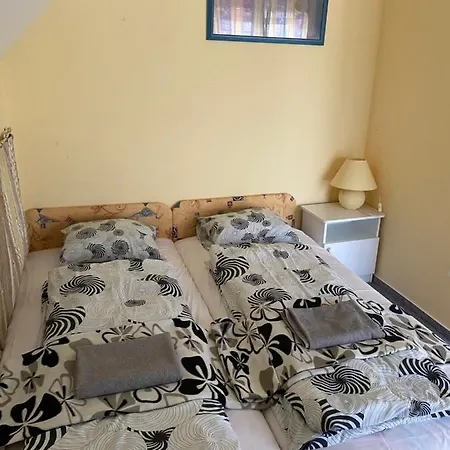 Daire Toparti Vendeghaz - Lipot, Magyarorszag Szenafu Ueduelo-sor 7